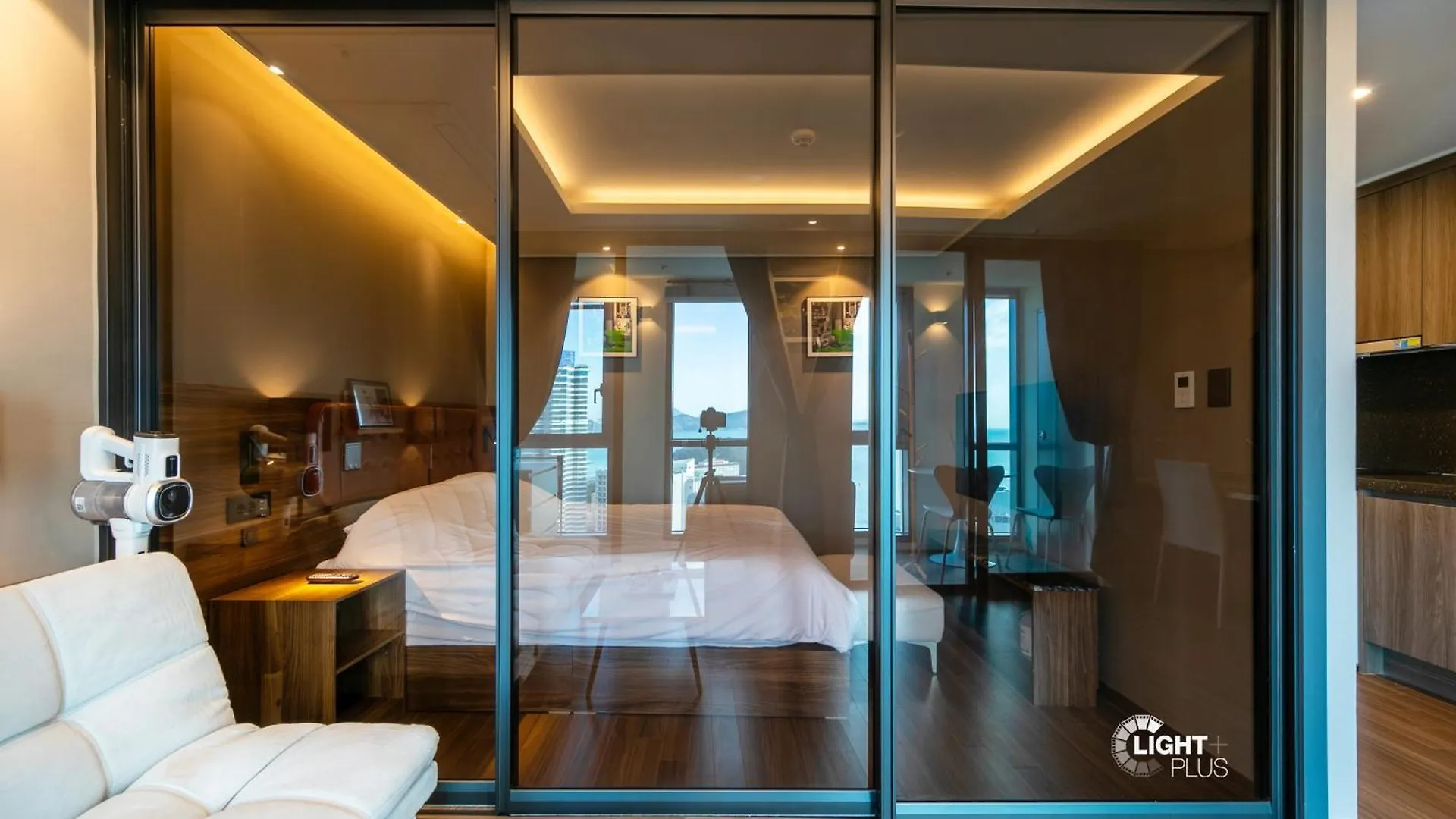 Elbon The Stay X Bona Travel Busan Hotel