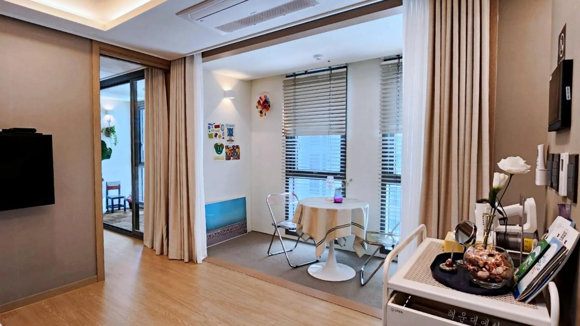 Elbon The Stay X Bona Travel Busan