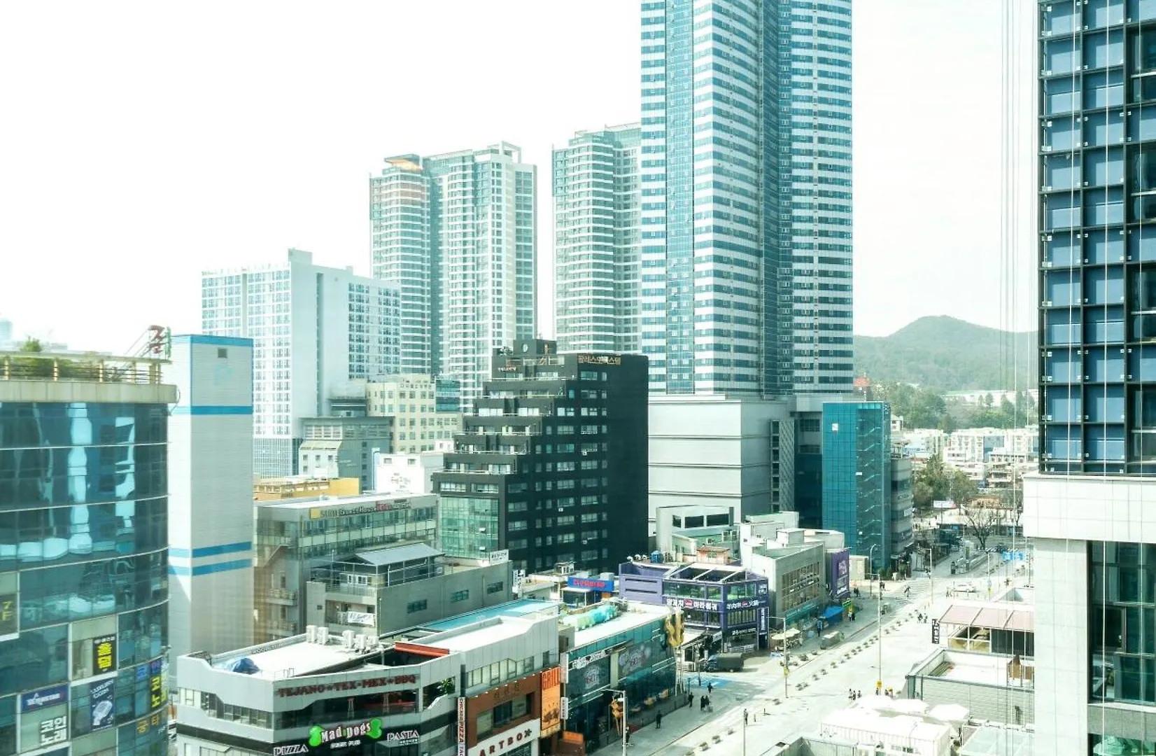 Elbon The Stay X Bona Travel Busan 4*,  South Korea