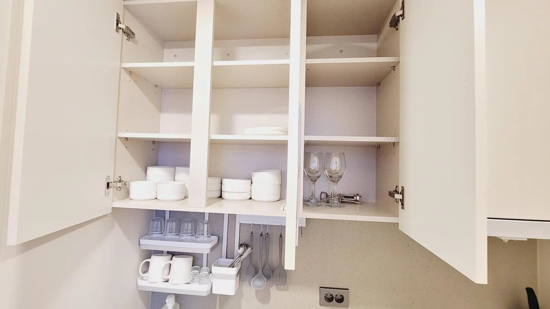 Elbon The Stay X Bona Travel Busan Zuid-Korea