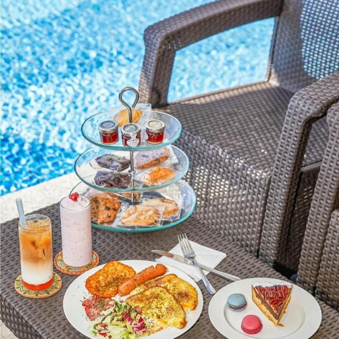 Elbon The Stay X Bona Travel Pusan 4*,