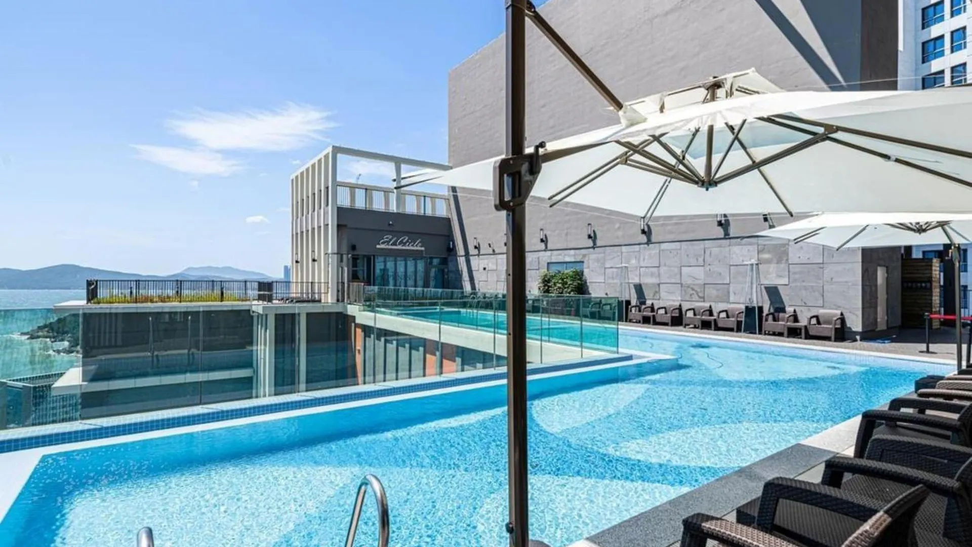 Elbon The Stay X Bona Travel 釜山 韩国